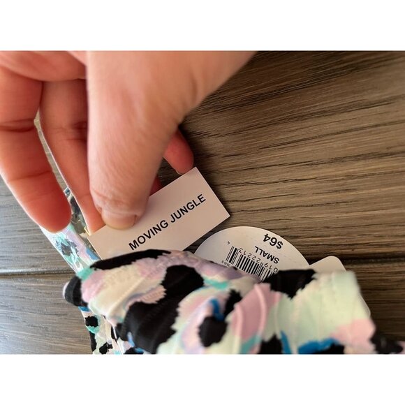 NWT Leopard Print One-Piece Swimsuit With Cutout Adjustable Straps & Medium Cove - Picture 6 of 7